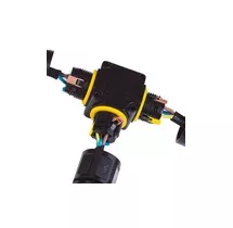 Conector estanco con regleta tipo T 0.5-2.5mm IP68